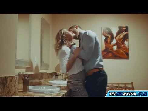 ❤️ Když vás na veřejných záchodcích svádí prsatá blondýna. Šukání video u nás cs.porngameshub.ru ❌️❤